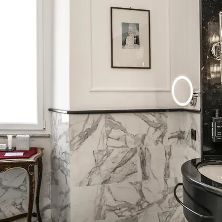 Ricciardelli Luxury - Piazza Di Spagna