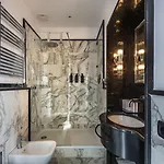 Ricciardelli Luxury - Piazza Di Spagna 4* Рим