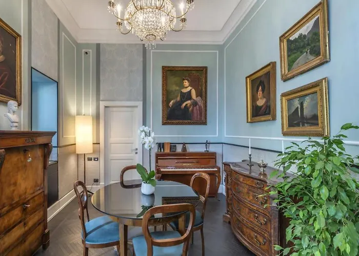 Gasthof Ricciardelli Luxury - Piazza Di Spagna 4*