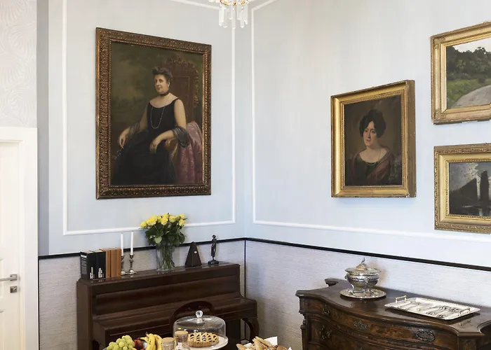 Ricciardelli Luxury - Piazza Di Spagna 4* Róma