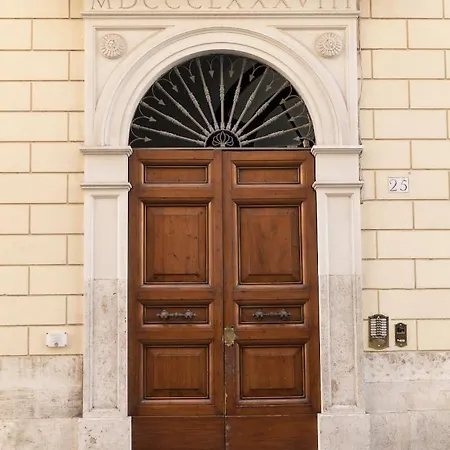 Ricciardelli Luxury - Piazza Di Spagna Affittacamere 2*