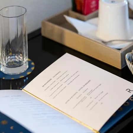 Ricciardelli Luxury - Piazza Di Spagna 4*