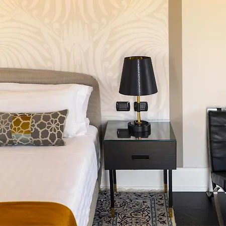 Гостевой дом Ricciardelli Luxury - Piazza Di Spagna 4*