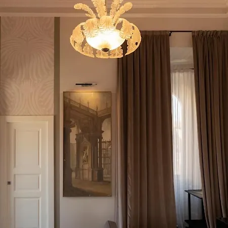 Ricciardelli Luxury - Piazza Di Spagna 4* Roma