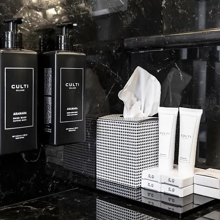 Ricciardelli Luxury - Piazza Di Spagna 4*