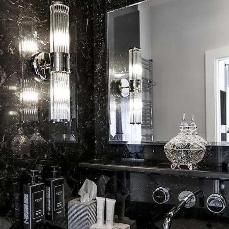 Ricciardelli Luxury - Piazza Di Spagna Affittacamere 4*