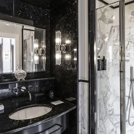 Гостевой дом Ricciardelli Luxury - Piazza Di Spagna